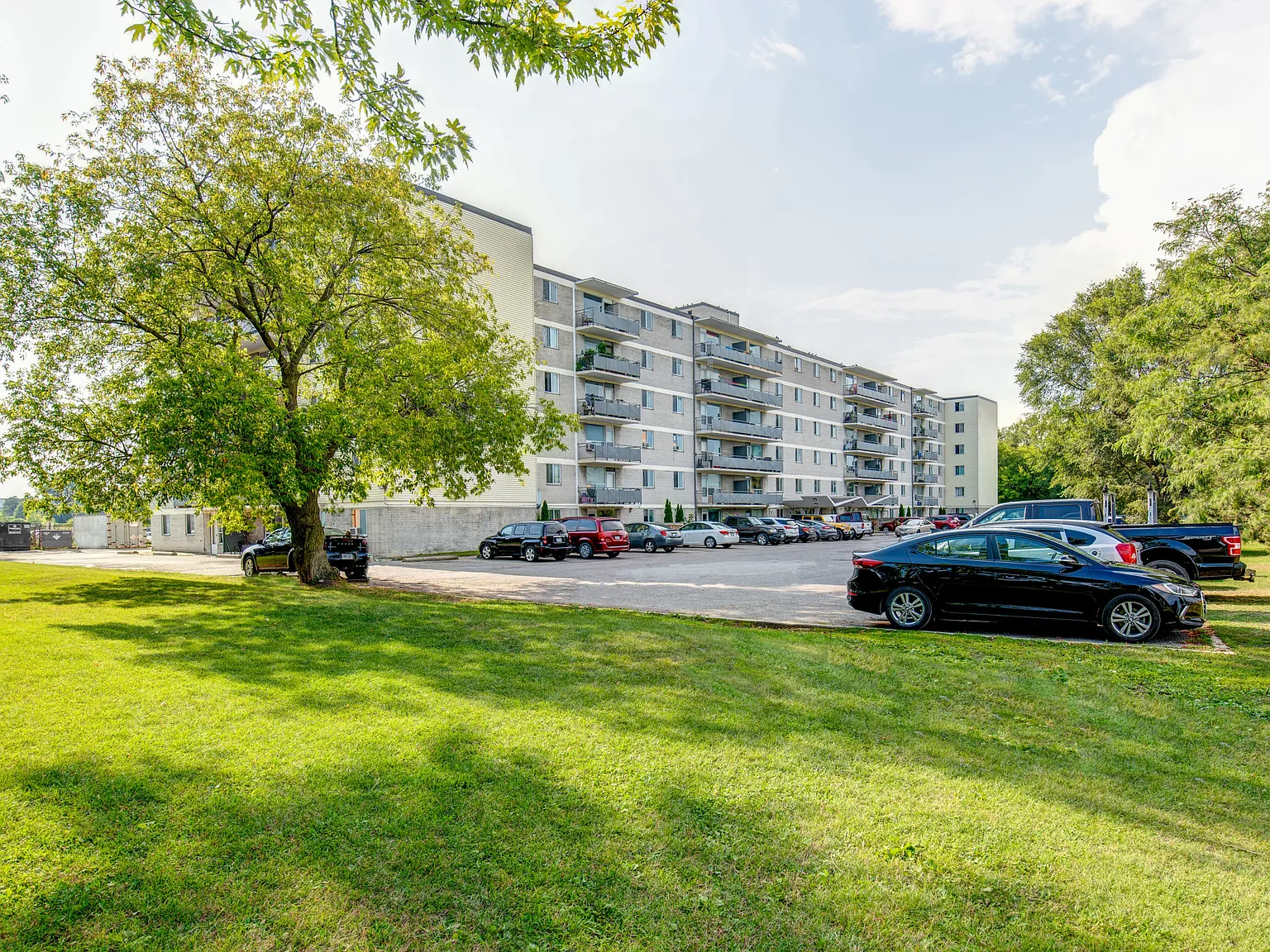 Glen Suites — Photo 4