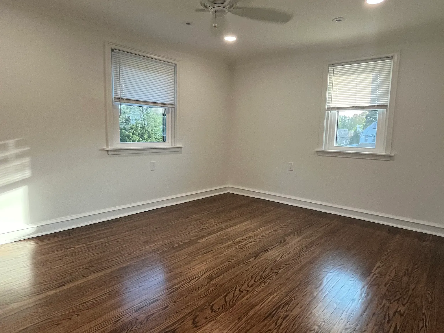 3 bed, 2.5 bath, 2478 sqft, $3,500 — Photo 4