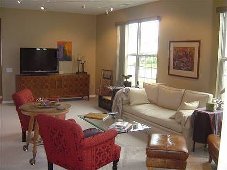 3rd image of 14278 Flagstaff Ct
