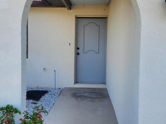 5th image of 11380 Parkview St