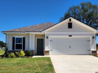 1101 Park Meadows Dr, Whitehouse, TX 75791