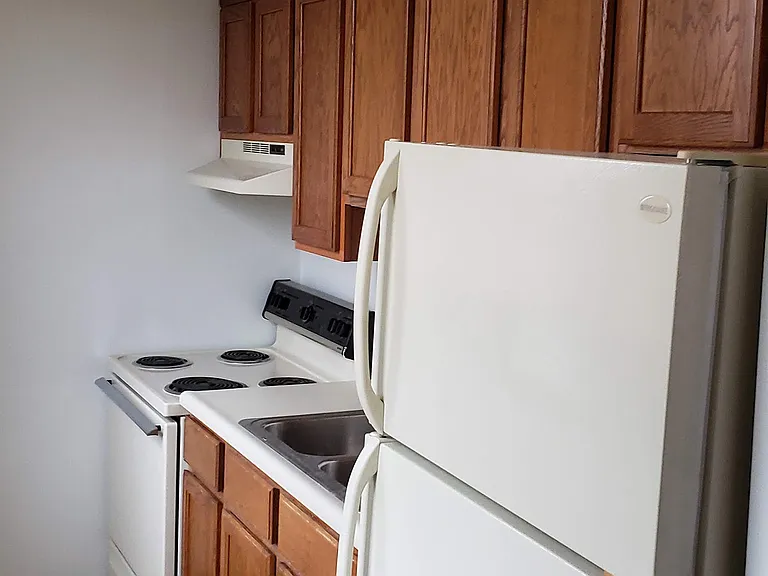 855 Border Ave #201 — Photo 4