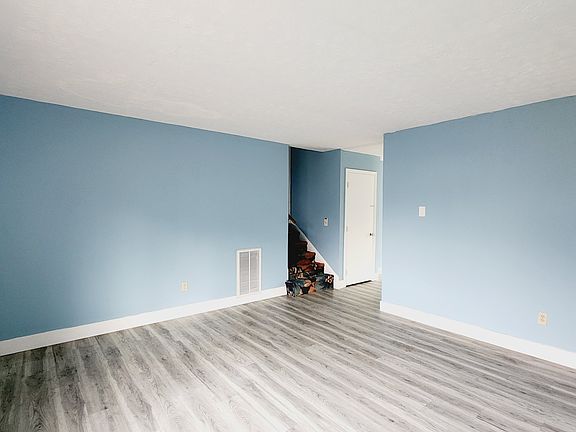5th image of 1478 Old Hickory Dr