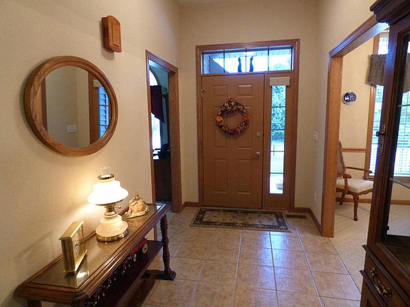 3rd image of 103 Kenwood Dr