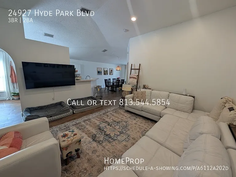 24927 Hyde Park Blvd — Photo 4