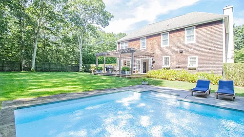 447 Wainscott Harbor Rd Photo 1