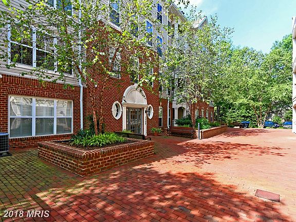 2nd image of 5108 Donovan Dr APT 304
