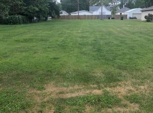 307 N Iowa St, Atwood, IL 61913