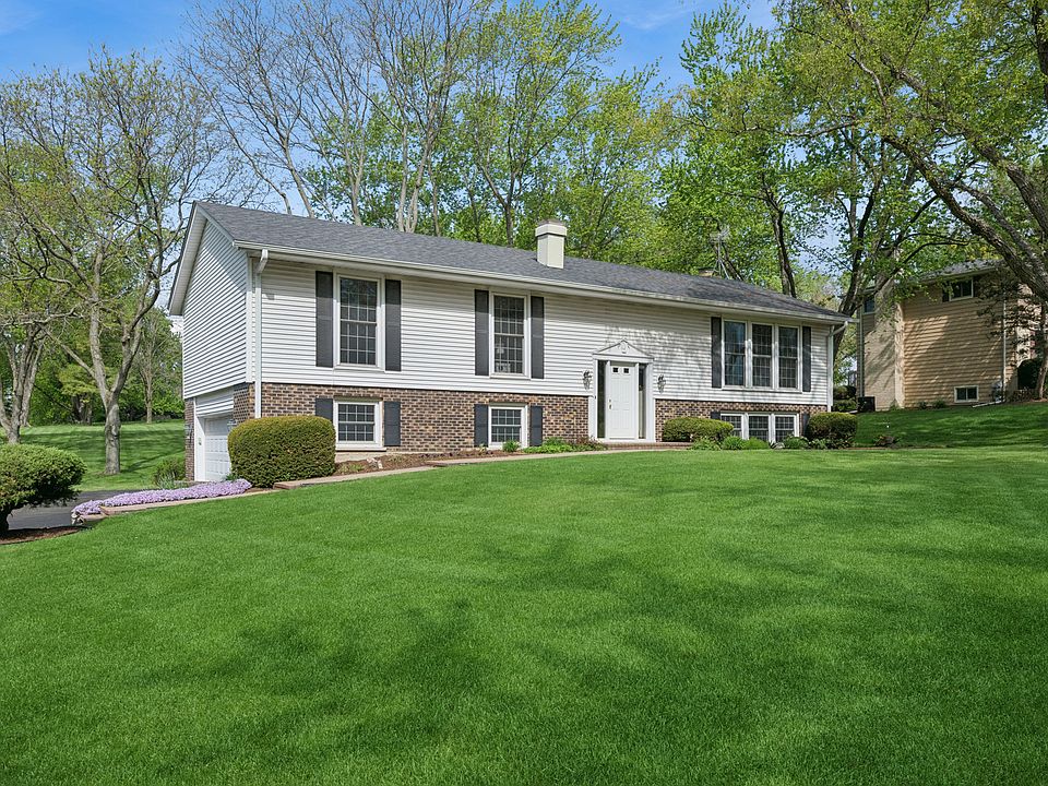 1st image of 21226 N Woodland Ave