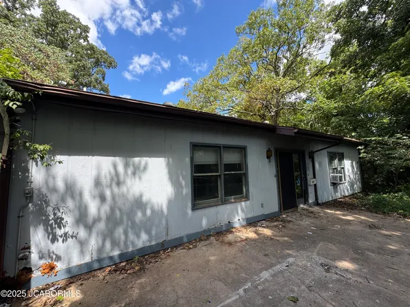 1210 Ellis Blvd, Jefferson City, MO 65101