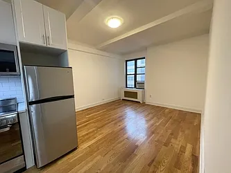 Rented by Rita S Citrin, LREB