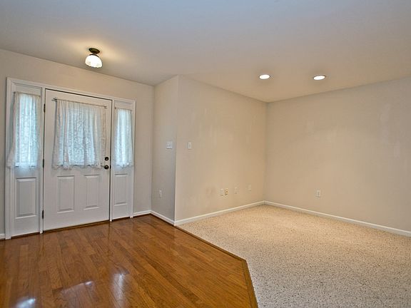 2nd image of 350 Windward Dr
