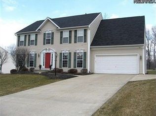 4815 Shining Willow Blvd, Stow, OH 44224