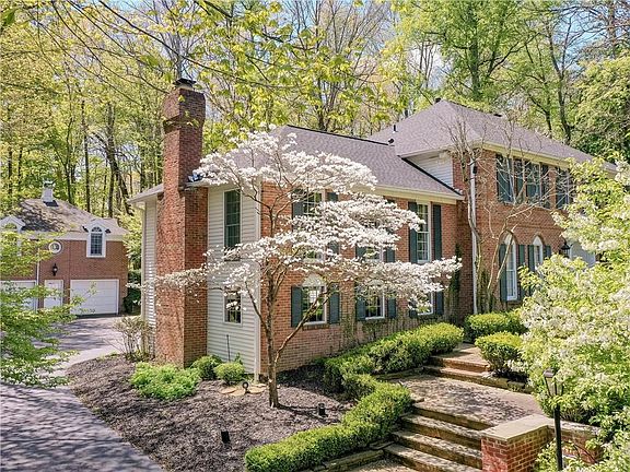 4th image of 23 Park Forest Dr