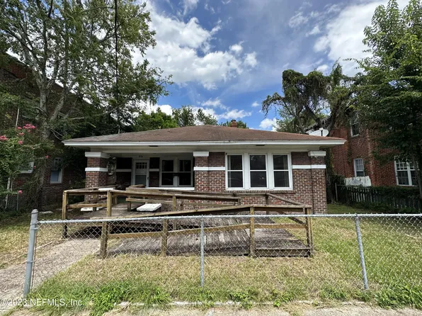 131 COTTAGE Avenue, Jacksonville, FL 32206