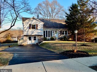 178 Greyhorse Rd, Willow Grove, PA 19090