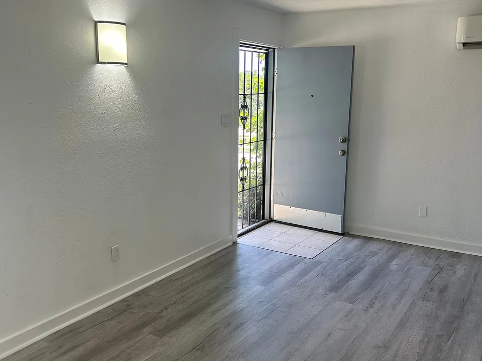front door/Living room