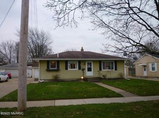1532 32nd St SW, Wyoming, MI 49509