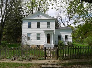 66 N Franklin St, Athens, NY 12015