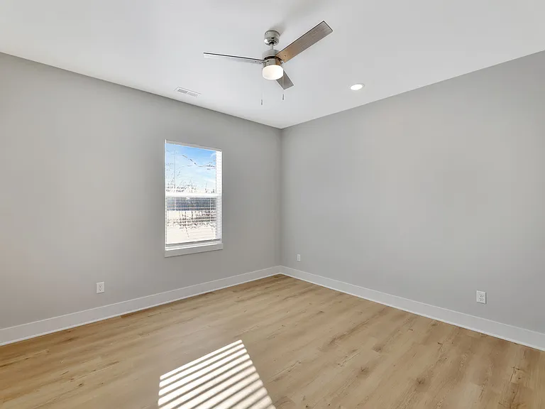 1218 SE 10th Street Ter — Photo 19