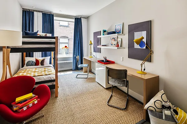 Rented by Compass | media 52