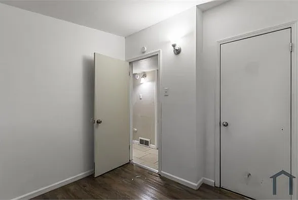 801 Thomas Ave — Photo 5