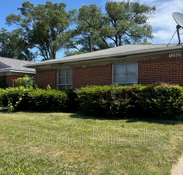 12930 Southfield Service Dr — Photo 3