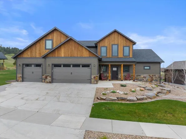 8004 Brooks Loop, Spearfish, SD 57783