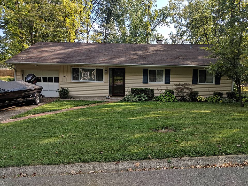 1st image of 3425 Woods Dr