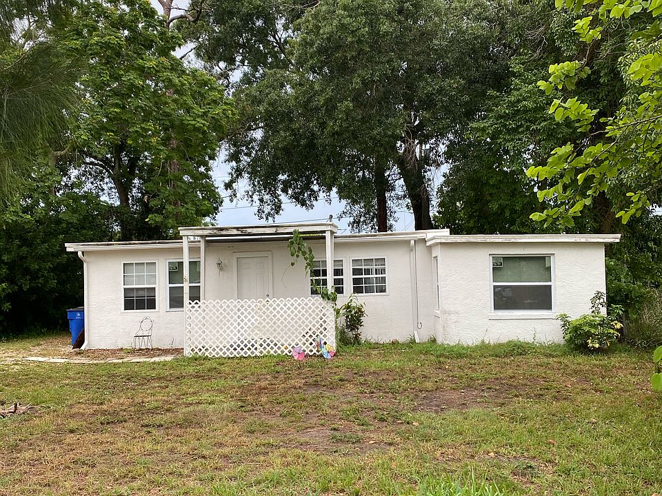 1st image of 241 Byron Ave #24