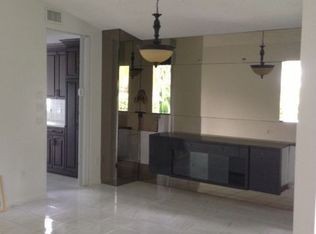 11037 Clover Leaf Cir, Boca Raton, FL 33428