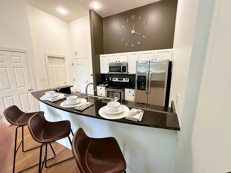 718 Trade St #104 — Photo 6