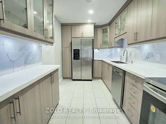 5th image of 2700 Battleford Rd #19