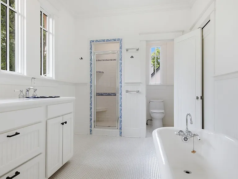 227 Carden Ave — Photo 43