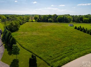 1309 Savannah Ln, Woodstock, IL 60098