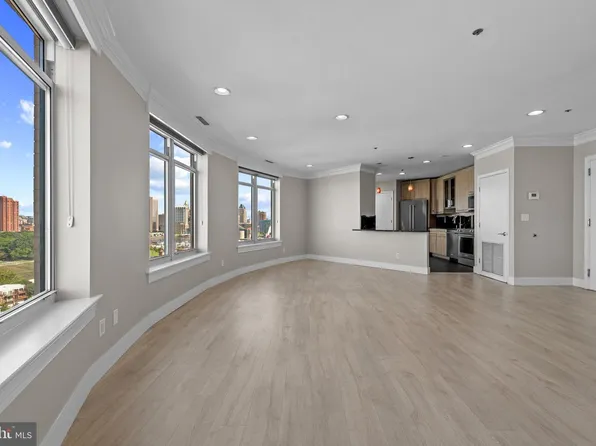 100 Harborview Dr Unit 1610, Baltimore, MD 21230