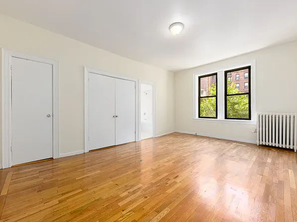 41-26 73rd St #B11a, Woodside, NY 11377