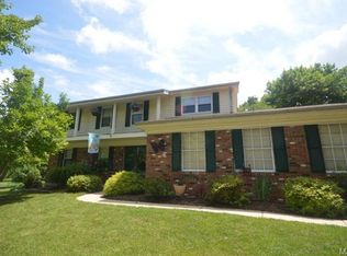 568 Winding Trail Ln, Saint Louis, MO 63131