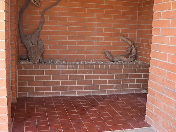 2nd image of 445 Llanos Dr