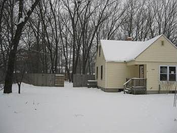 2nd image of 3049 Valk St