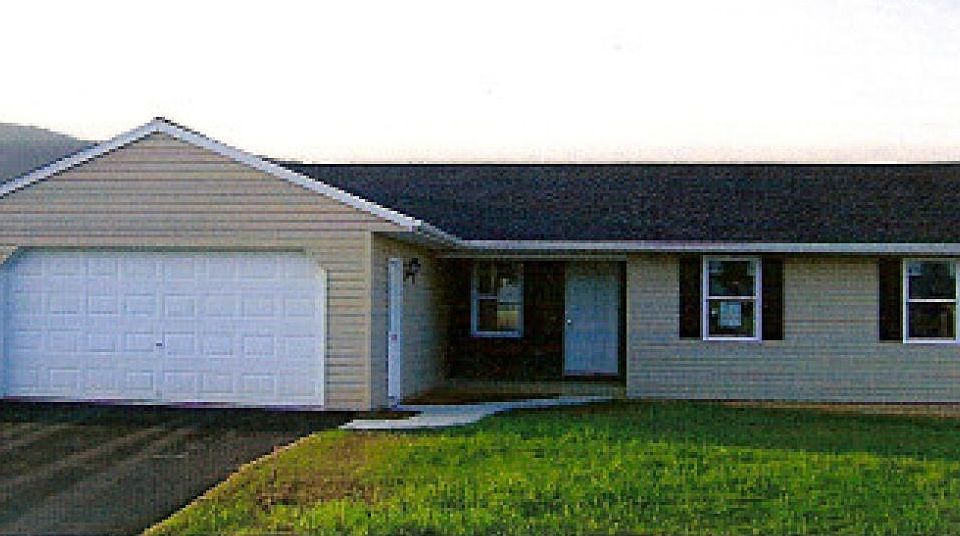 2nd image of 19 Abbey Ln #L-0078