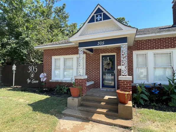 305 W Main St, Honey Grove, TX 75446