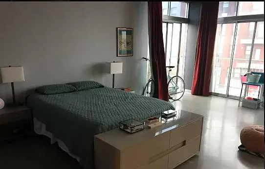 Studio, 785 sqft, $2,050 — Photo 2