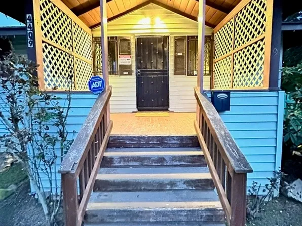4409 S Holly Street, Seattle, WA 98118