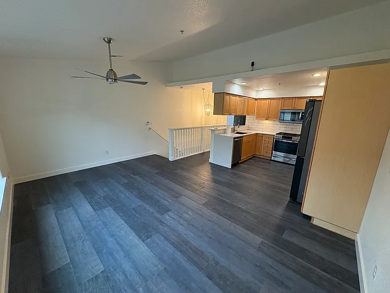 437 Harris Ln #11 — Photo 5