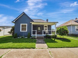 610 Chestnut St, Dresden, OH 43821