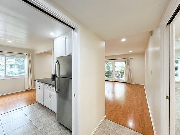 3rd image of 3407 Huxley St APT 17