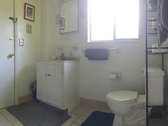 3rd image of 1229 Willow Branch Ave