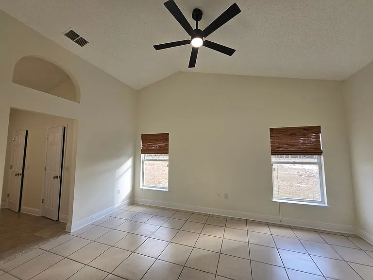 3190 Lori Ct — Photo 15