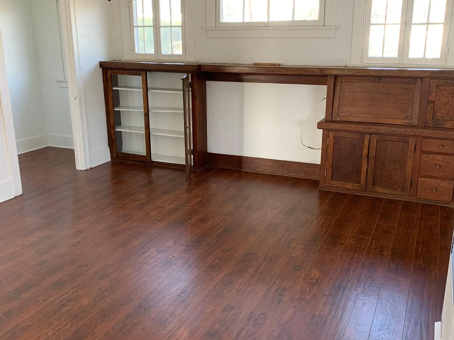 2 bed, 950 sqft, $3,850 — Photo 4